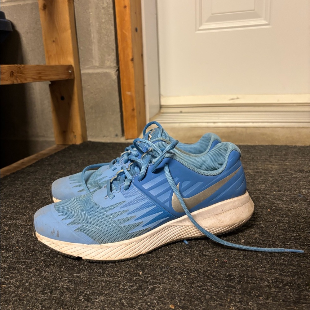 Nike Light Blue Running Shoes